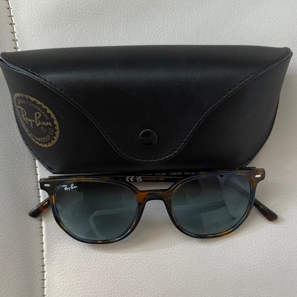 Ray-Ban Tortoise Frame Sunglasses with Black Case